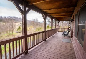 Fire Pit/MountainViews/Crib/Dog Friendly/Hot tub - Image 3