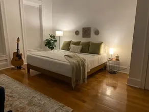 Trendy loft in Franklin - Image 2