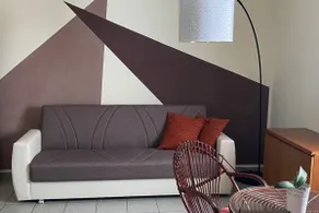 Apartment with garden - Image 3