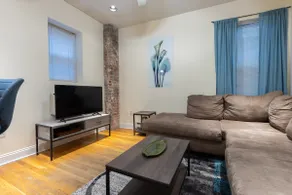 Central 2 Bed in North End | Peapod Rentals - Image 2