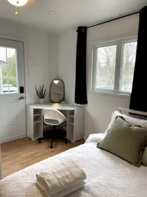The Mini Apartment on Richer - Image 4