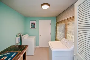 Swank Pad at Tiki Underground - Image 4