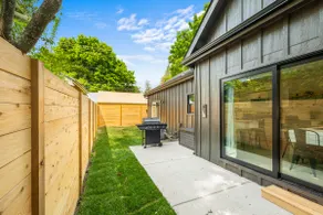 Family Friendly Lakeside Ave - Image 5