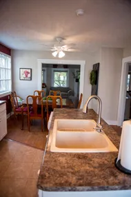 Charming Three-Bedroom House - Image 3