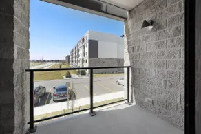 Luxury Condo Windsor/LaSalle Ontario - Image 5