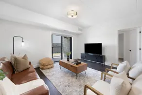 Luxury Condo Windsor/LaSalle Ontario - Image 2