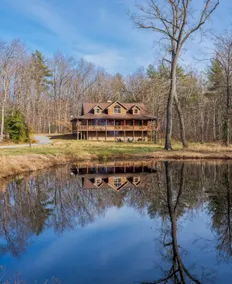 Family Retreat @ Elkton, Hot tub, stocked pond - Image 4