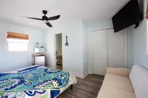 Agnes - Offshore Beach Club - Image 4