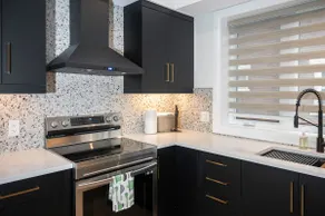 Designer apartment l Big Kitchen | Downtown - Image 4