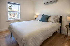 Designer apartment l Extra loft space | Downtown - Image 2