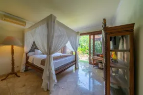 Benoa Bay: 2BR Villa Steps from beach - Image 5