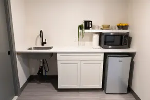 1BR + Kitchenette | Wifi | Sleeps 4 | ADA | Tanglewood - Image 3