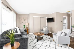 The Itty-Bitty Inn - Image 3