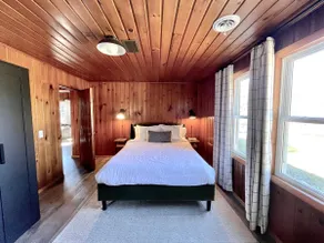 Little Moon Cabin: Ski, Golf, Lake, Walk to Town - Image 4