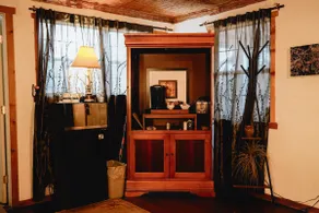 Tara Winery Cabin - Image 3