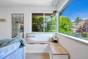 NEW | 2BD Trendy Suite|Free Parking| AC - Image 4