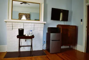 Karabella Estate Suite, No clean fee. In The Burg! - Image 5
