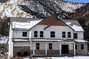 Spacious Lodge viewing the Big Rock Candy Mountain - Image 4