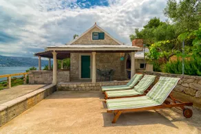 “Frane” Vacation Home, BEACH, private parking - Image 2