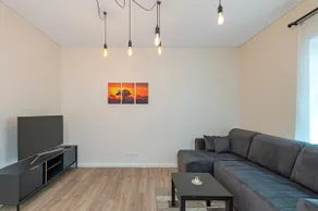 Downtown delight studio by Polo Apartments - Image 4