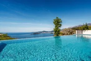 Monte Living by In Property - Image 2