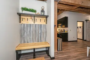 Loft on Lake Ave - Image 5