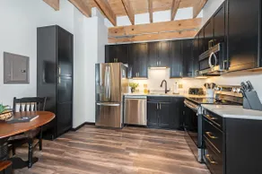Loft on Lake Ave - Image 5