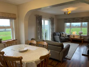 Cassidy Cottages 3 Bed - Image 3