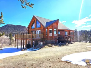 Stunning 2 Bedroom 1.5 Bath Cabin on 3.5 Acres - Image 3