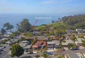 *NEW* Oceanside Mesa Retreat Steps From Beach - Image 4