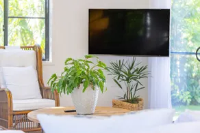 Monterey -the closest beach house to town + pool - Image 2
