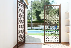 Mediterranean villa with swimming pool in l'Ametlla de Mar - Image 3