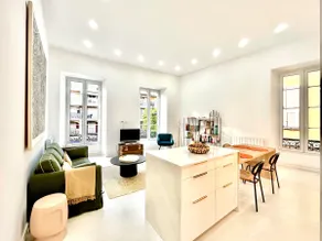 Elegant and spacious 3p, heart of Menton. Air-conditioned - Image 2