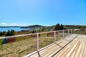 Modern Saltbox with Ocean View - Image 3