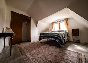 Lake House Retreat - Image 5