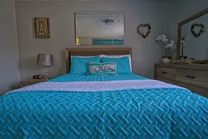 Oceanfront Paradise: Your Island Escape - Image 4