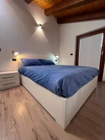 Charming apartment 1 with patio and mountain views - Image 5