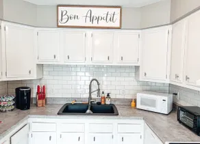 2 BDR Vibrant & Cozy Townhouse - Image 3