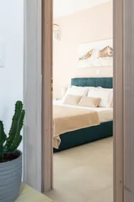 V&S Luxury Apartment - Image 3