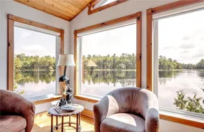 Creekside Island | Lake View | Hot tub - Image 3