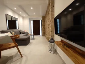 Luxury & Comfort - Image 3