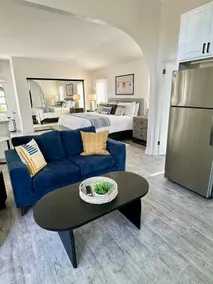 Luxury Kensington Studio | Private Entry - Image 5