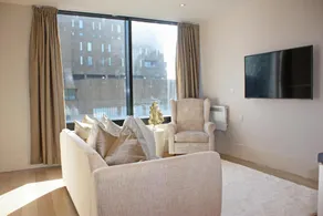 Modern & Stylish 1 Bed Apartment in Liverpool - Image 3
