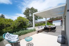 Maya Luxury Suite - Image 3