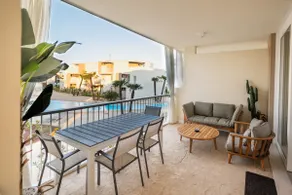 Design Apartment in Jesolo Caribbean Resort - Image 5