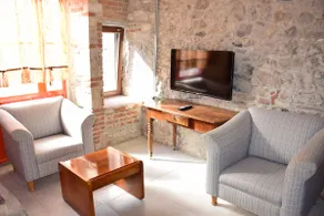 Luxury Greek house in the center of Ayvalık - Image 3