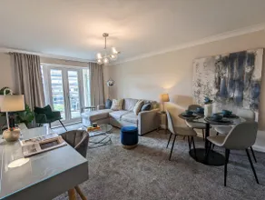 40 Handley's Elite Apartment - Image 4