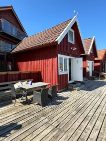 Magical boathouse by the sea! - Image 2
