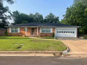 Westfield Place Spacious Home Near Medical/College - Image 2