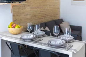 A 30-minute walk to downtown, comfortable and modern. - Image 3